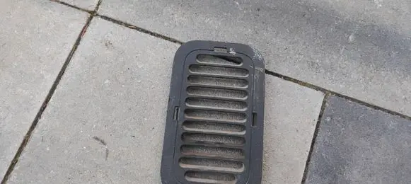 Renault Master III Air vent grill in roof 798700003R