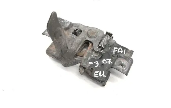 Mazda 3 I Engine bonnet/hood lock/catch