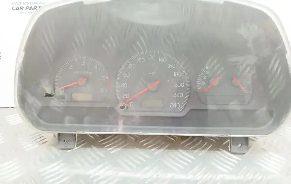 Volvo S40, V40 Speedometer (instrument cluster) 30887692
