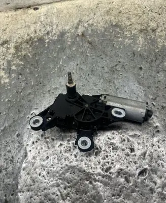 Audi A6 S6 C5 4B Rear window wiper motor