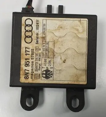 Audi TT Mk1 Alarm movement detector/sensor 8N7951177