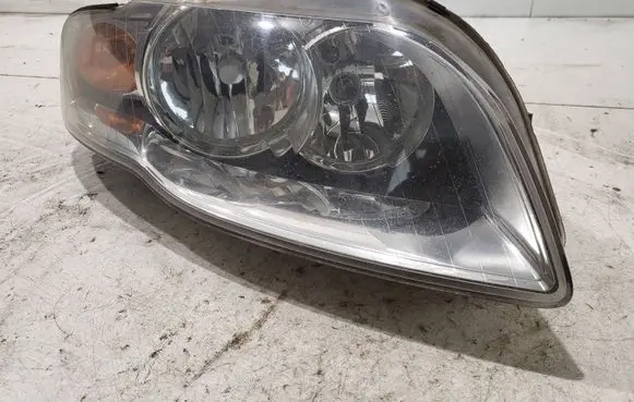 Audi A4 S4 B7 8E 8H Headlight/headlamp 8E0941004AJ 0301219202