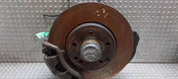 Mercedes-Benz SLK R171 Front wheel hub spindle knuckle 20901