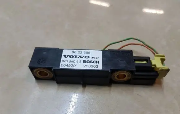 Volvo V70 Airbag deployment crash/impact sensor 8622365