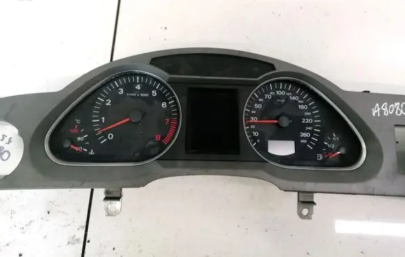 Speedometer (instrument cluster)