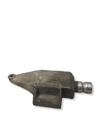 Audi 80 90 S2 B4 Engine mounting bracket 893199343