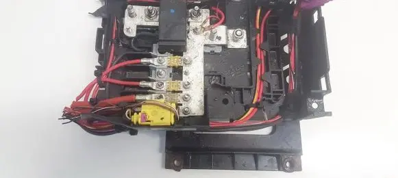 Volkswagen Touareg I Fuse box set 7l0937548a