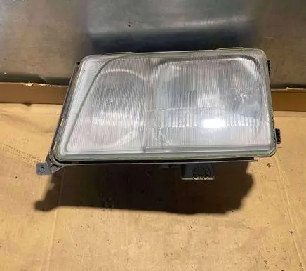 Mercedes-Benz E W124 Headlight/headlamp 1305235093