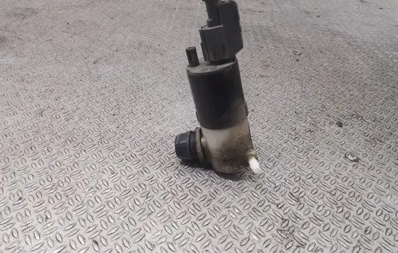 Chrysler Sebring (ST-22 - JR) Windscreen/windshield washer pump