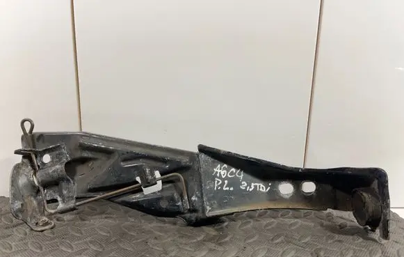 Audi A6 S6 C4 4A Radiator mount bracket 4A0805808