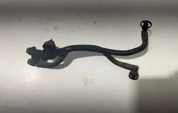 Mercedes-Benz C W205 Breather/breather pipe/hose A2760182000