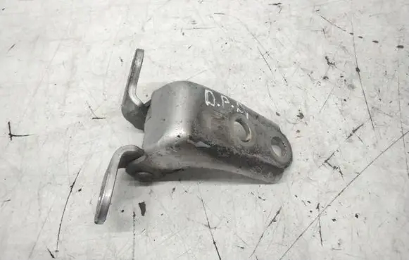 Honda FR-V Front door upper hinge