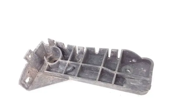 Audi A4 S4 B6 8E 8H Front bumper mounting bracket 8e0807284a