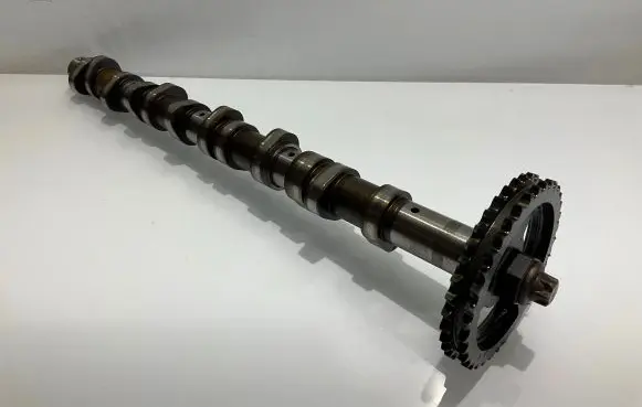 Mercedes-Benz E W211 Camshaft A1130520001 1130520001