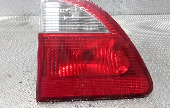 Ford Galaxy Tailgate rear/tail lights 7M5945093B