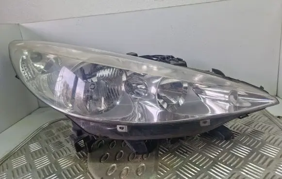 Peugeot 207 Headlight/headlamp 89900879 620695
