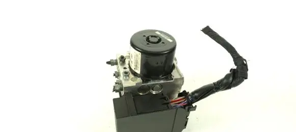 Mercedes-Benz C W204 ABS Pump A0064312512 A2045454632