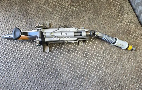 Dodge Challenger Steering wheel axle 68140569AG