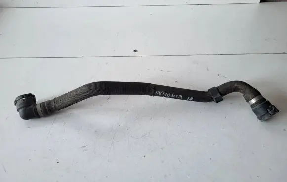 Opel Insignia B Engine coolant pipe/hose 39087130