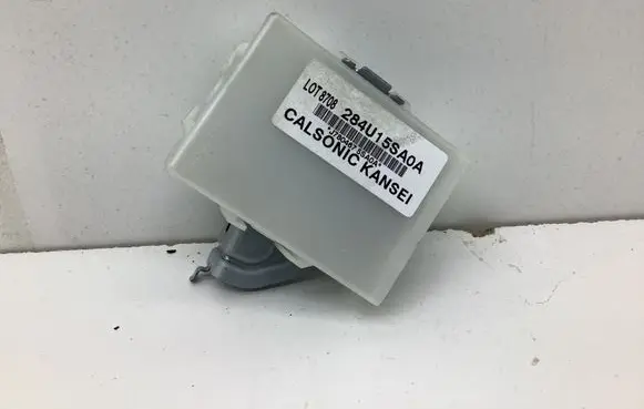 Nissan Leaf II (ZE1) Gateway control module LOT8708 284U15SA0A J7804675SA0A
