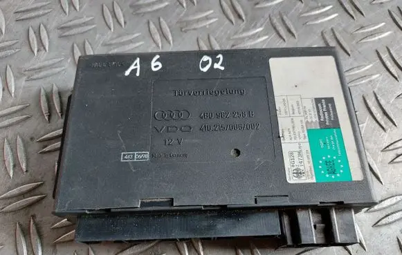 Audi A6 S6 C5 4B Comfort/convenience module 4B0962258B