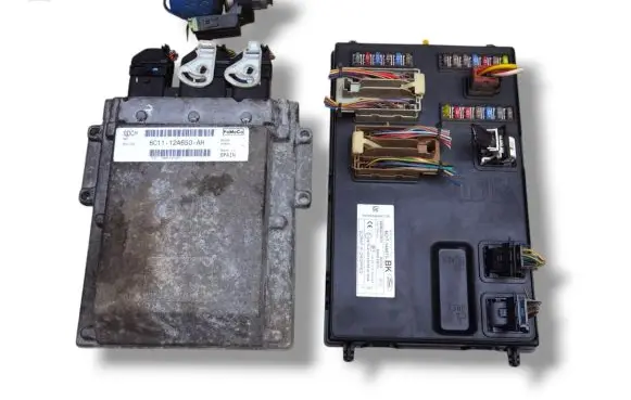 Ford Transit Engine ECU kit and lock set 6C11-12A650-AH