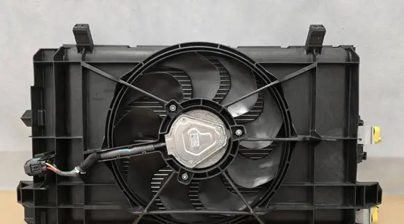 Tesla Model 3 Radiator set A0F20073M100570 107708100D