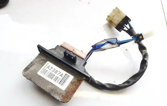 Nissan Serena Heater blower motor/fan resistor 2715060R00