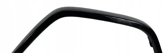 Fender trim (molding)