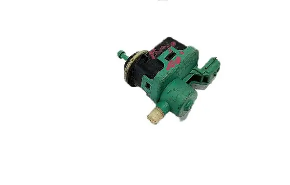 Volkswagen PASSAT B5.5 Headlight level adjustment motor 8200501939