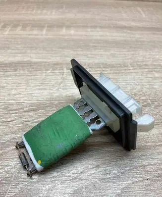 Mini One - Cooper R50 - 53 Heater blower motor/fan resistor W964260N