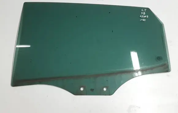 Seat Leon (5F) Rear door window glass 