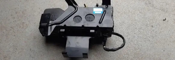 Porsche Cayenne (9PA) Tailgate hydraulic pump motor 7L5871789