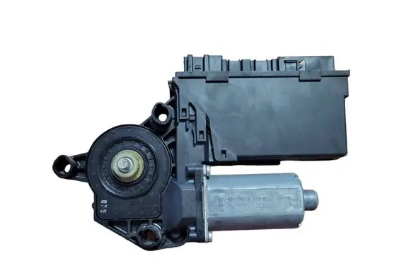 Volvo XC70 Rear door window regulator motor 8E0959802E