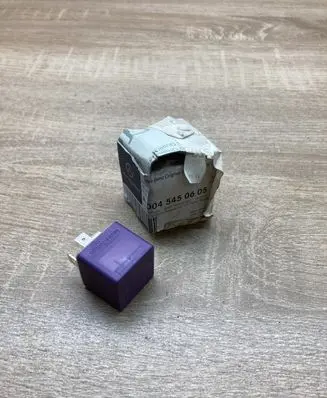 Mercedes-Benz Sprinter W901 W902 W903 W904 Other relay A0045450605