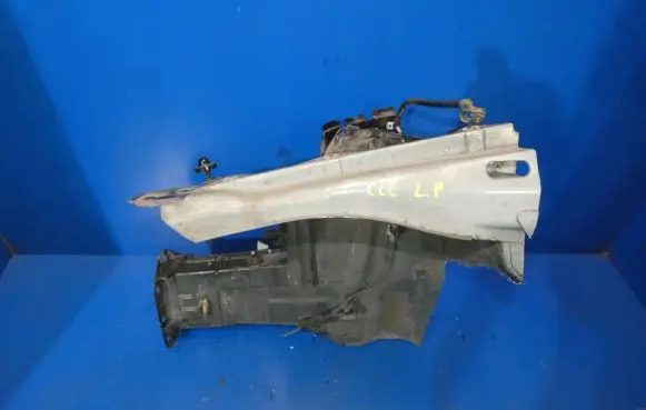 Mercedes-Benz CLC CL203 Front quarter panel 