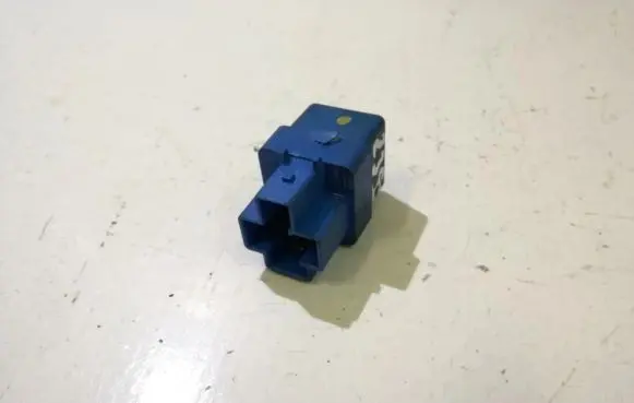 Nissan Primera Other relay 252309F900 4RA940010-65