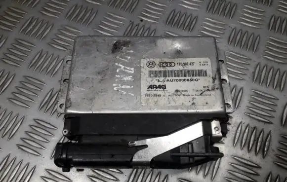 Volkswagen Touran I Engine control unit/module 1t0907427 77708549b