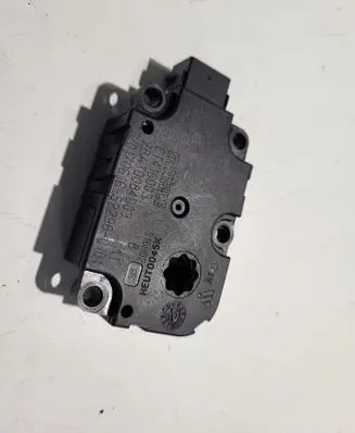 Audi A5 A/C air flow flap actuator/motor 