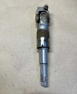 Volvo S80 Steering column universal joint W2046554