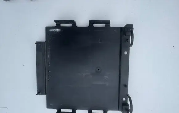 Opel Astra K Engine control unit holder 39025864 329510614