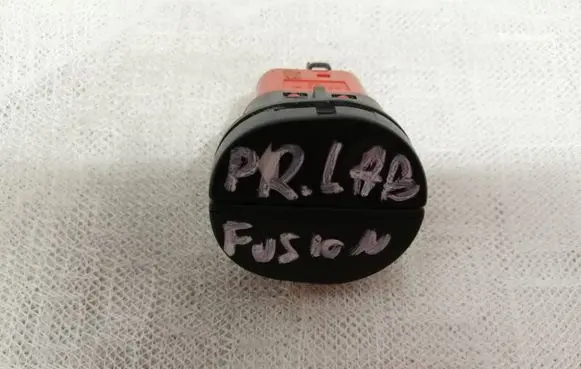 Ford Fusion Electric window control switch 42936