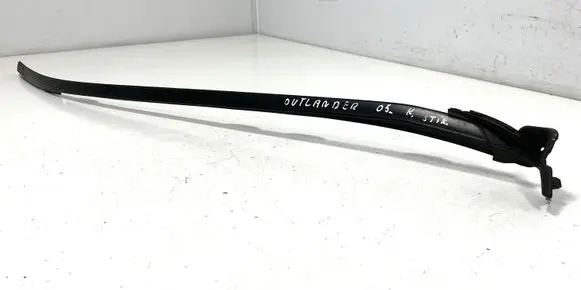 Mitsubishi Outlander Windshield trim MR574919 MR57492