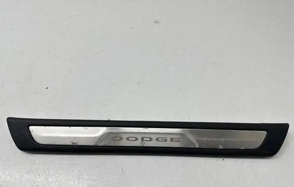 Dodge Durango III Front sill trim cover 1SZ57DX9AA