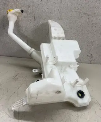 Renault Kadjar Windshield washer fluid reservoir/tank 289100390R A2C92218100 A2C92218200