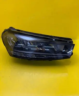 Skoda Fabia Mk4 (6VA) Headlight/headlamp 6VB941016