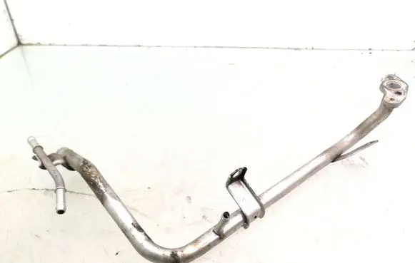 Toyota Avensis T250 Engine coolant pipe/hose