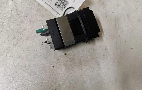 Skoda Superb B5 (3U) Seat heating switch 3U0963563