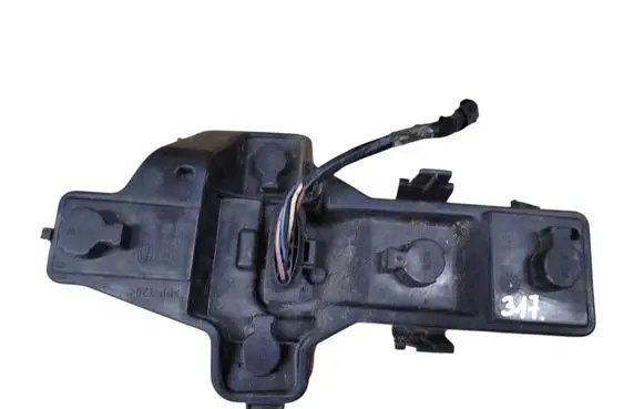 Volkswagen Touran I Tail light bulb cover holder 1T0945258D
