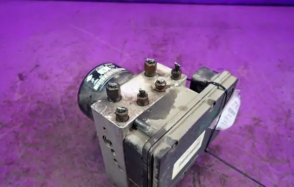 Nissan Murano Z50 ABS Pump